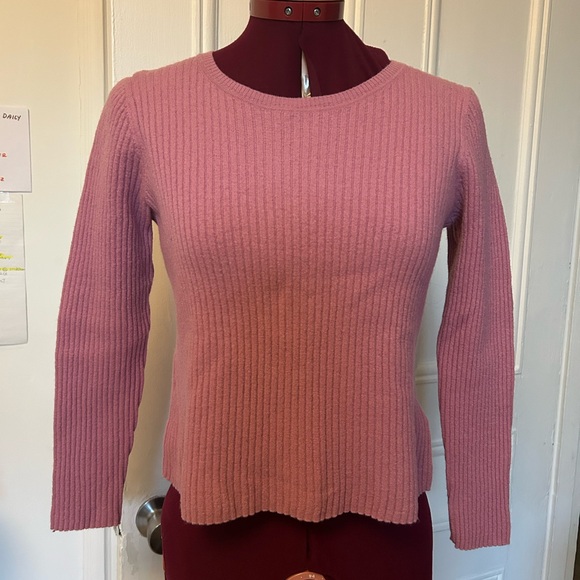 Sweaters - Vintage Pink Ribbed Wool Knit Sweater